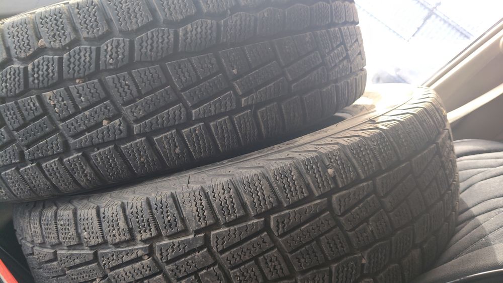 Две шины зима виатти