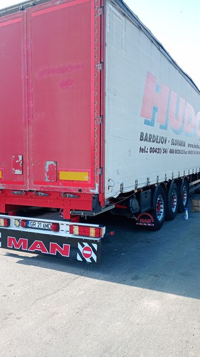 De vânzare ansamblu camion Man TGX18.440 și remorca Schwartmuler