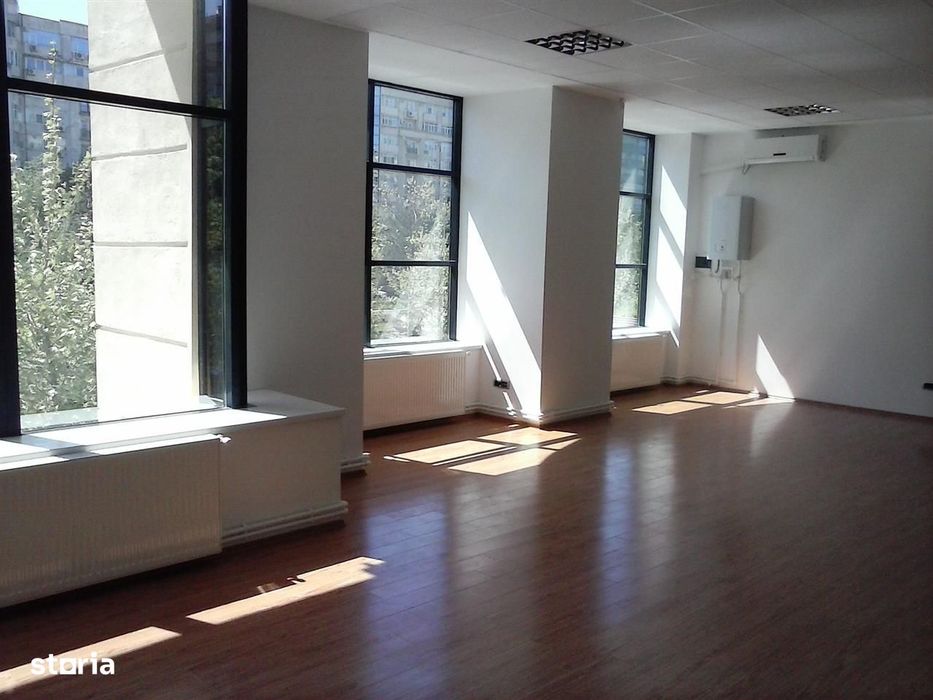 Unirii spatiu comercial mezanin cu acces stradal 65 mp