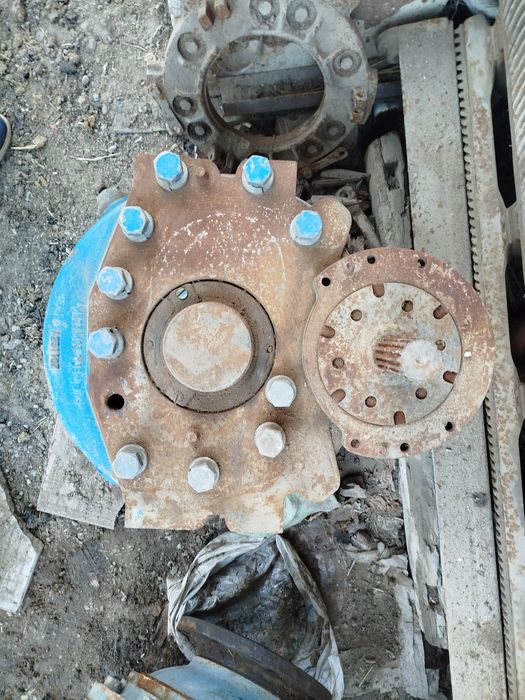 Камбайн 954 бартой сотилади