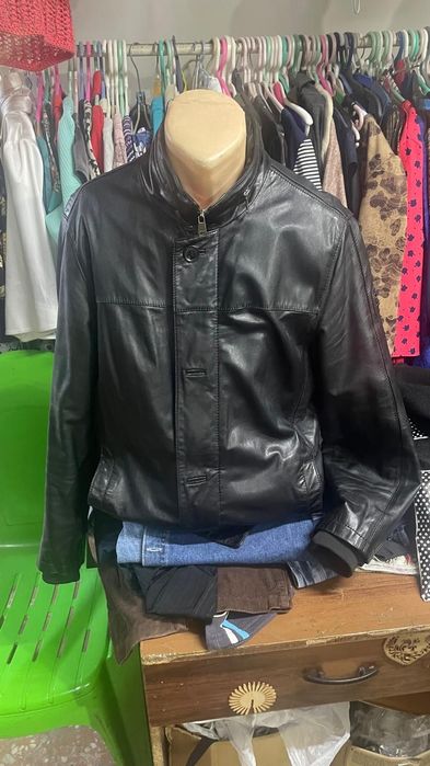 Продам осеннюю куртку