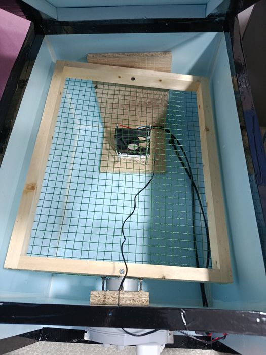 Продам новые инкубаторы