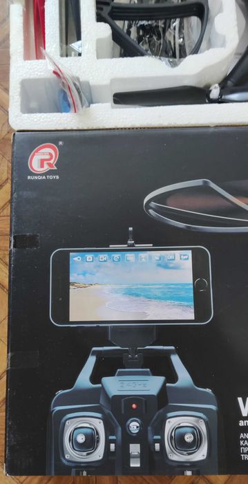 Нов дрон с камера, 4 батерии и бързо зарядно