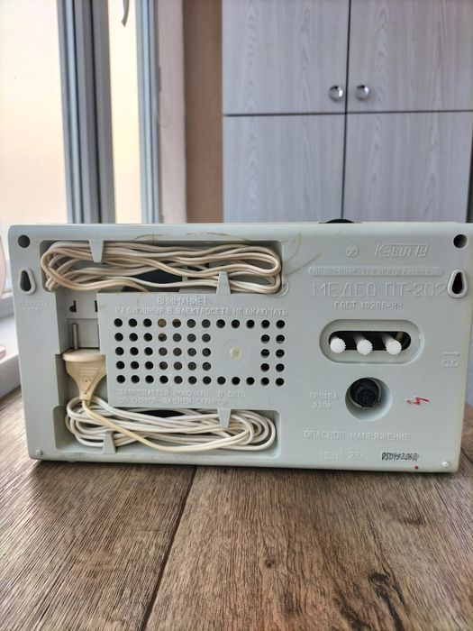 Продажа приемник, телевизор.