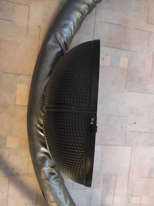 Обручи для фитнеса и маска фехтовальная