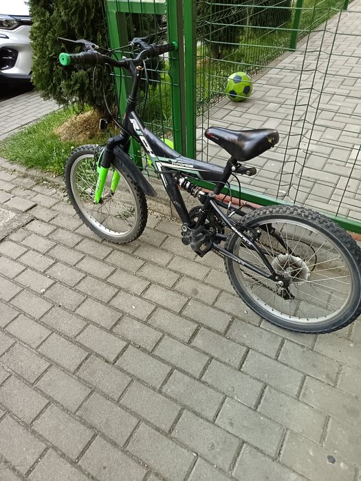 De vânzare bicicleta