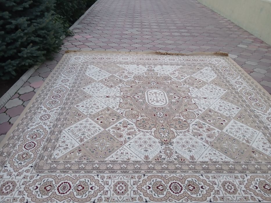 Продам ковёр после химчистки