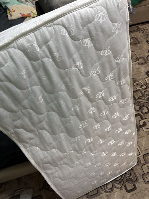 Продам матрас детский