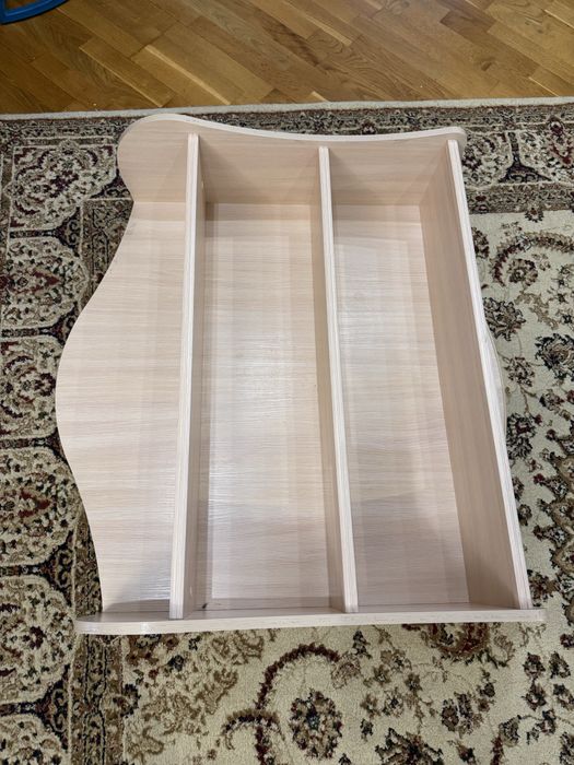 Настенная полка белая