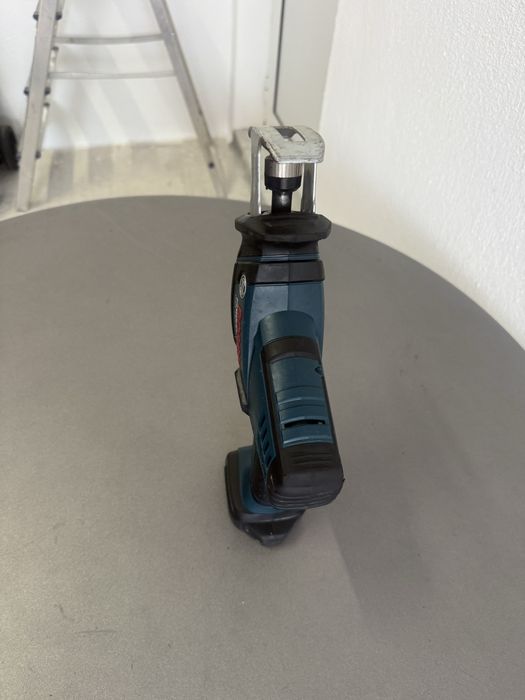 Акумулаторен саблен трион Bosch Professional GSA 18 V-LI C (Само тяло)