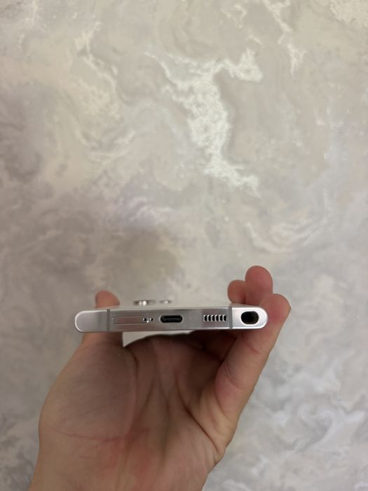 Самсунг С22 Ултра Samsung S22Ultra
