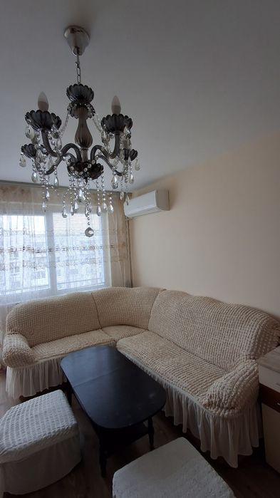 Гарсониера под наем в Надежда 3