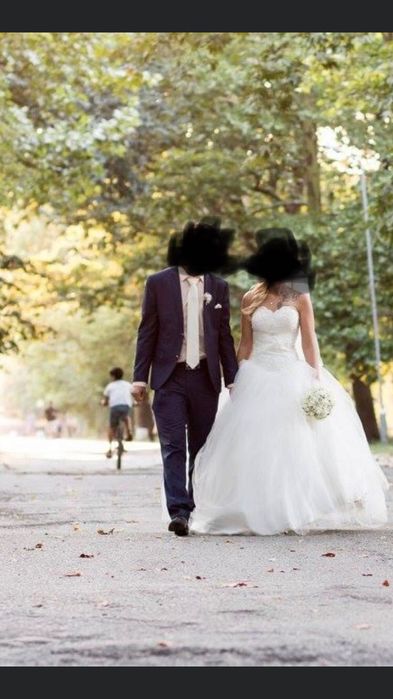 Мъжки официален костюм