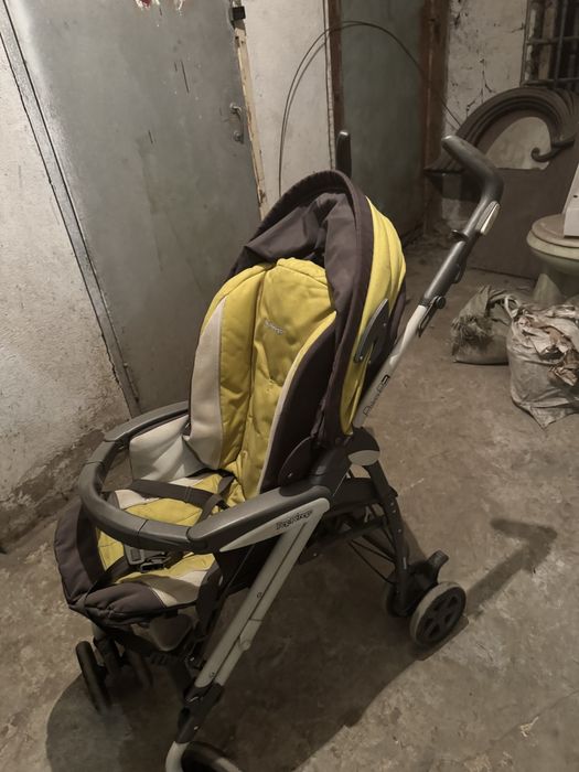 Коляска деткая …..