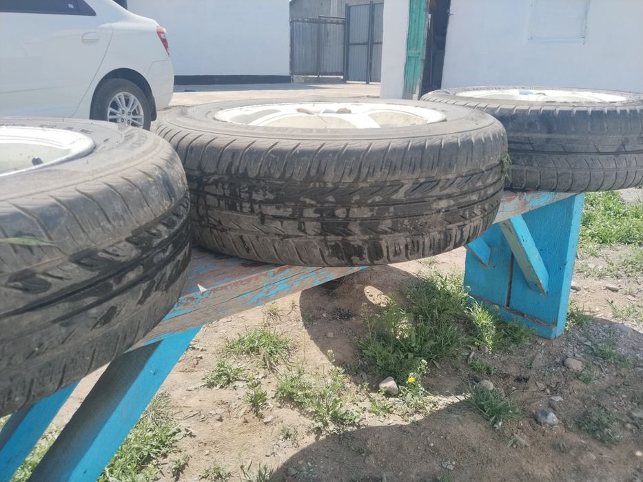 Продам Летние шины