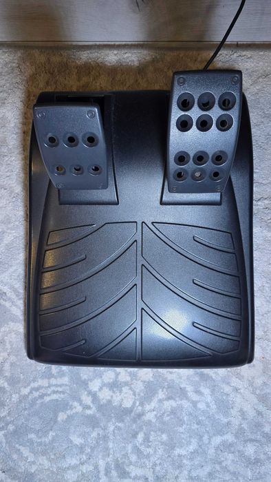 Logitech Driving Force GT — игровой руль 900°