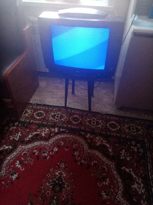 Телевизор 10000 тг без пульта