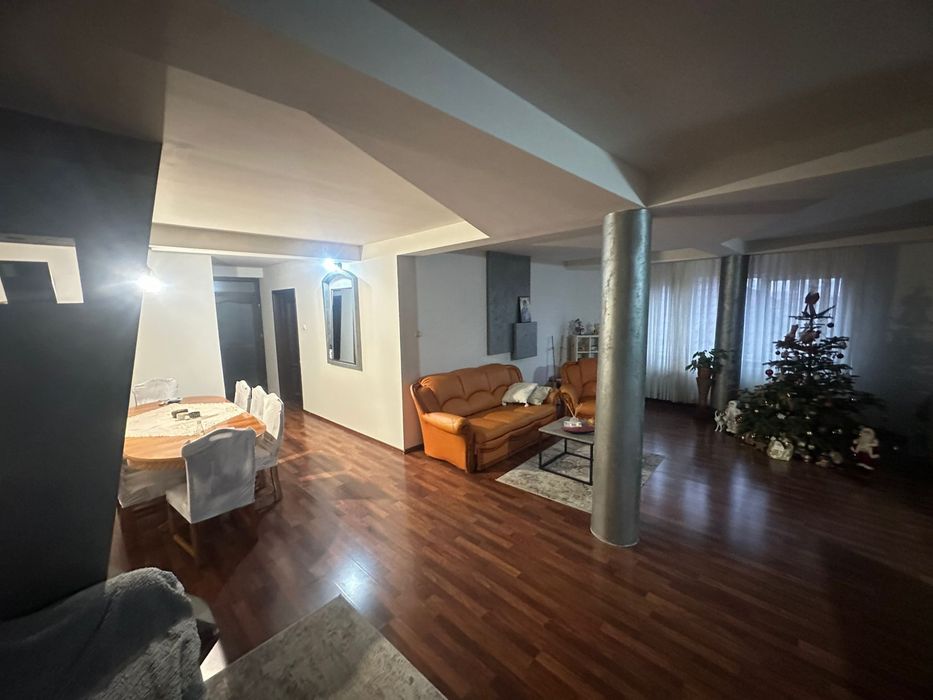 Vanzare cladire 22 decembrie 1989 nr 67