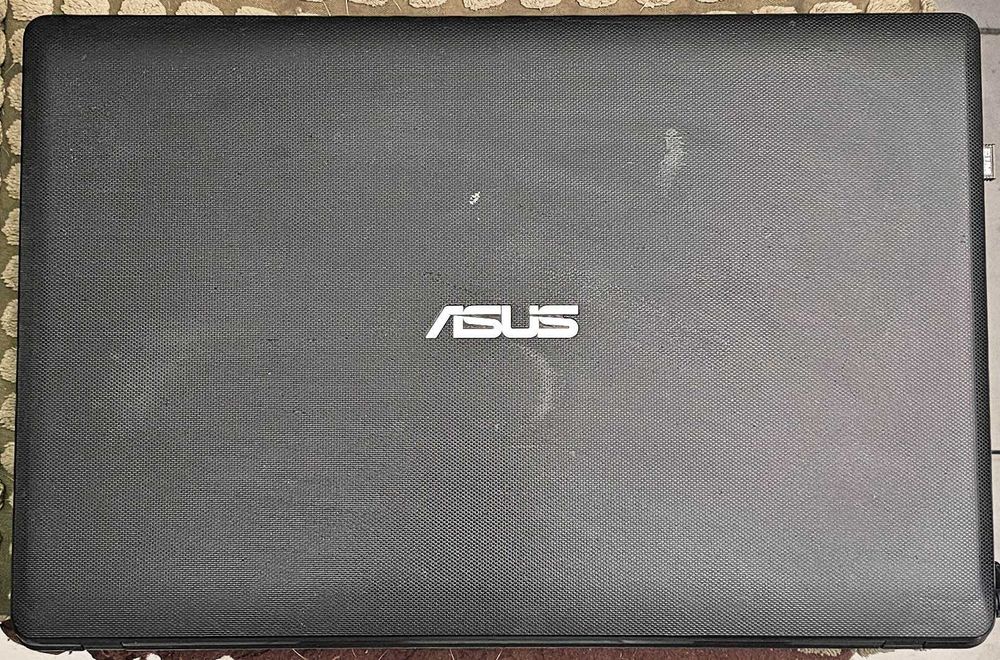 Лаптоп Asus X552M laptop