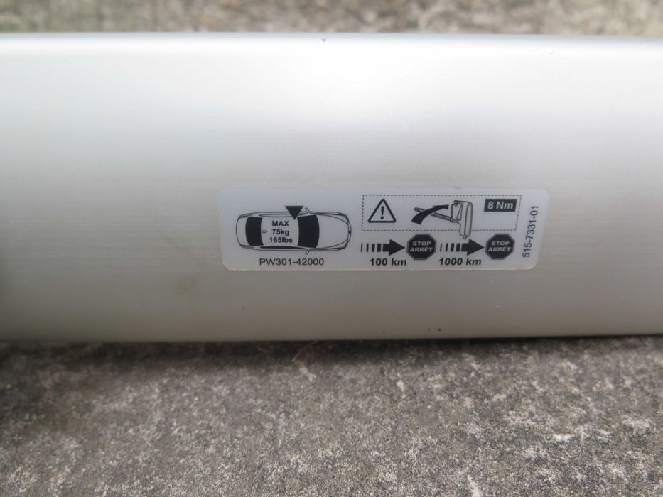 TOYOTA RAV4 след 2017,Оригинални напречни греди,thule