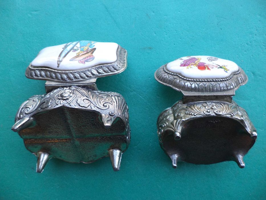 Vechi cutii casete de bijuterii capace cu ceramica marcate Japonia