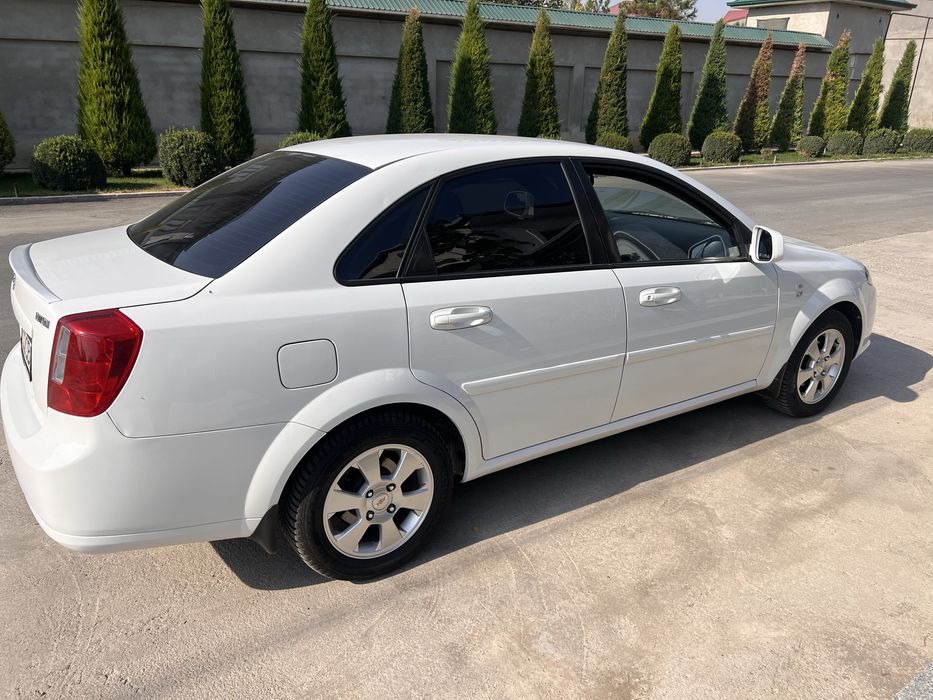 Ravon Gentra, Euro 1, 2016