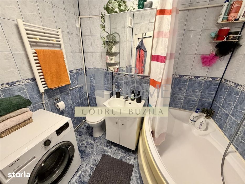 Apartament 3 camere, decomandat, ultracentral, Ploiesti