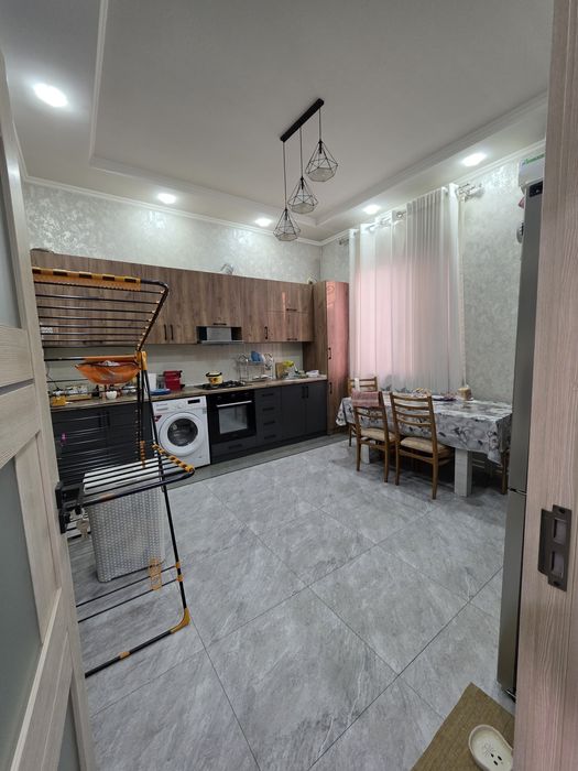 Продается квартира БУЗ базар, БИЙ, Максим Горький, Сайрам 3/1/1