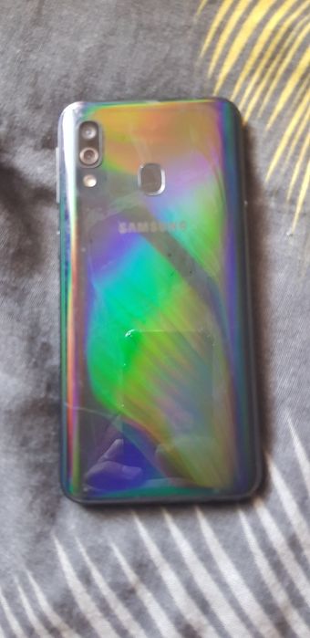 Samsung a40 требует ремонта
