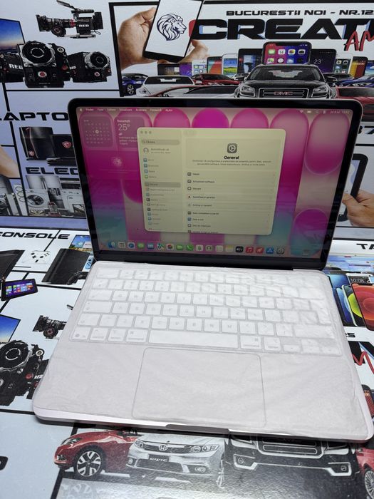MacBook Neo / 100% Baterie / CreativAmanet