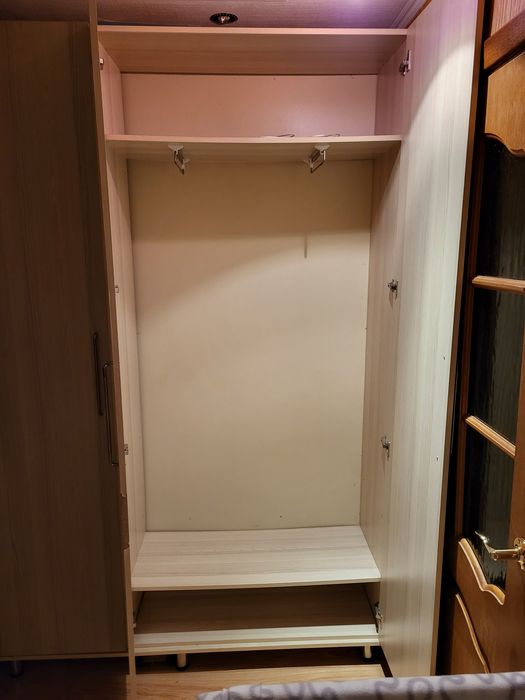 Продам шкаф для вещей