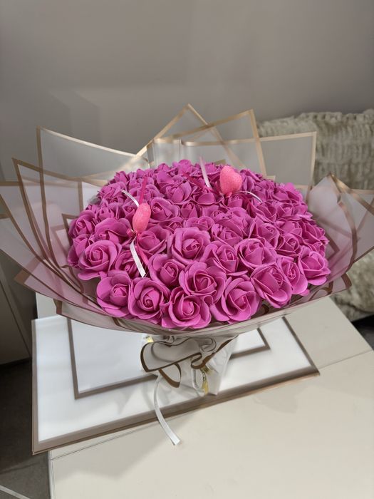 Букет от вечни рози