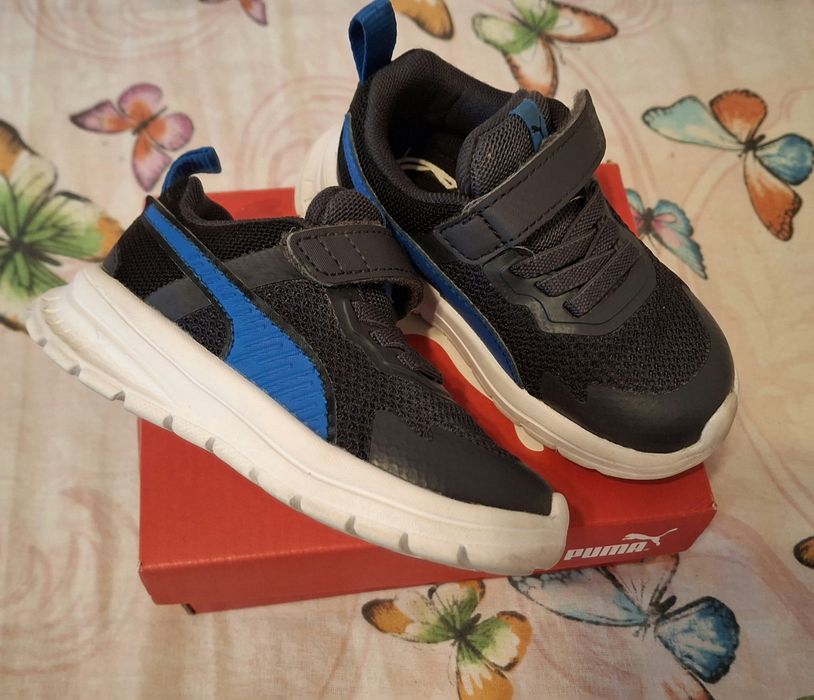 Adidași băiețel Puma 22 ..14 cm