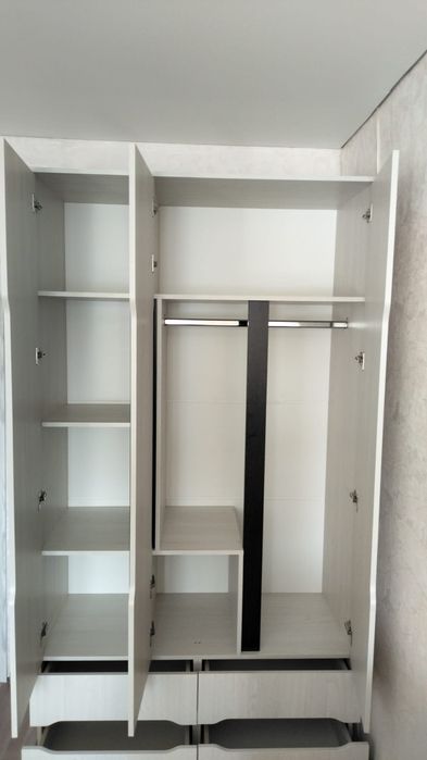 Продам шкаф (новый)