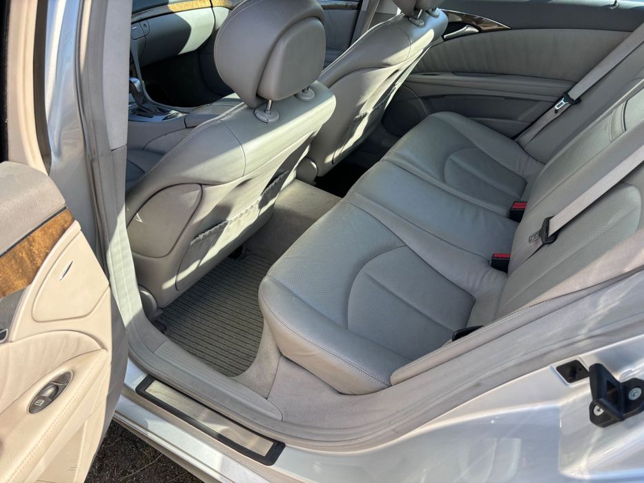 Mercedes E220 CDI an 2006 preț 3950euro