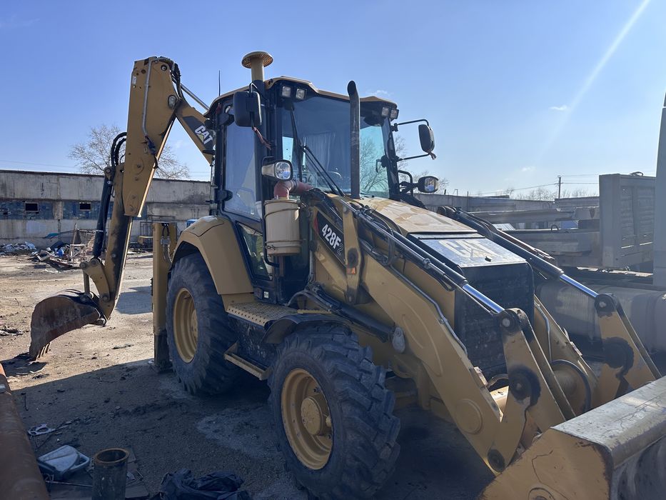 Продается экскаватор погрузчик