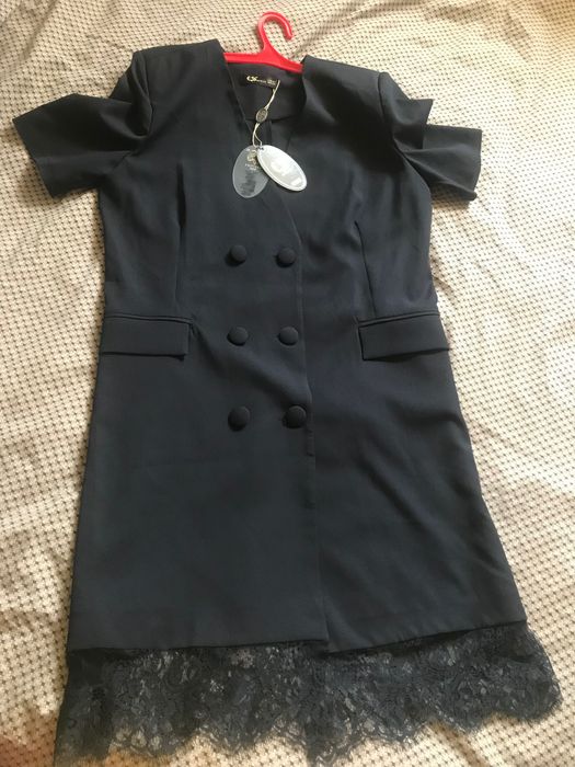 Платье новое  и в мир и в пир