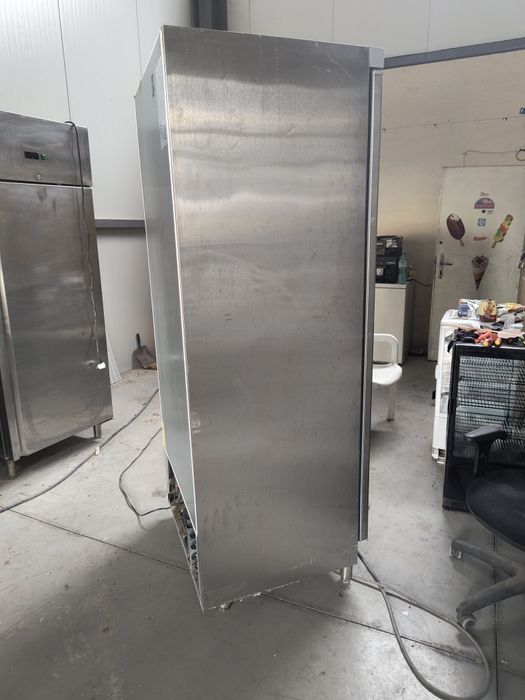 Средно- температурен хл. Шкаф -- 2023 година