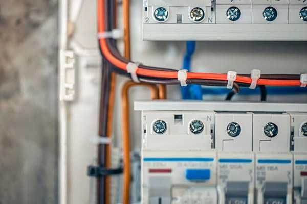 Проектирование и монтаж слаботочных сетей в здании. Гарантия 1 год.