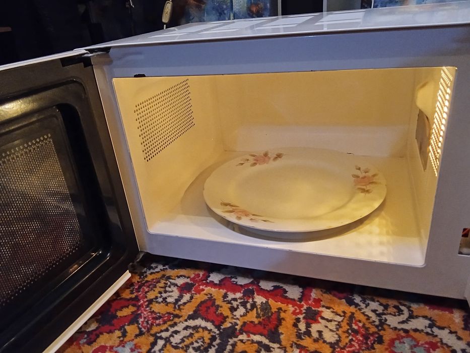 Продам микроволновку