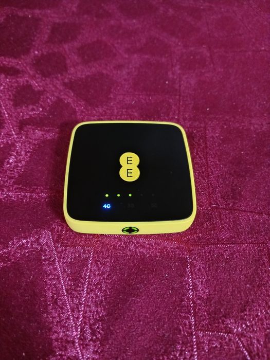 Router 4G Alcatel EE40VB Modem cu SIM Hotspot portabil decodat