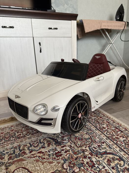 Продам детскую машину Бентли