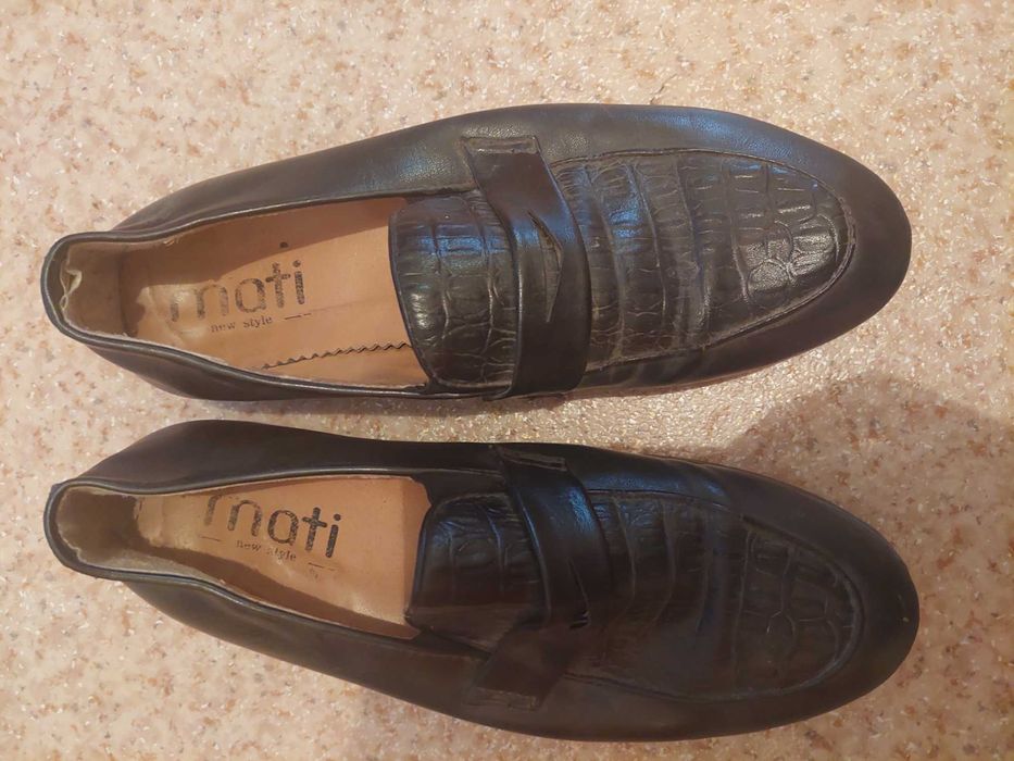 Продам мужскую обувь