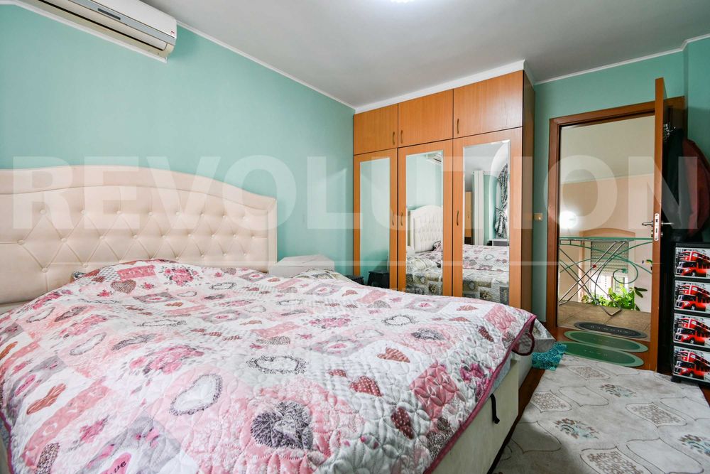 Продава се Къща в София, Надежда 2 - 115 кв.м за 3131 €/кв.м - Снимка #11