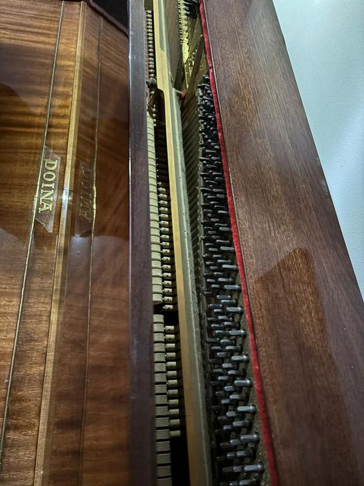 Pianina Doina cu placa bronz, 7 octave