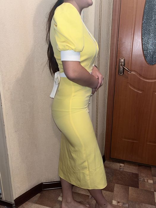 Б/у,нормально,модные одежда,со скидкой