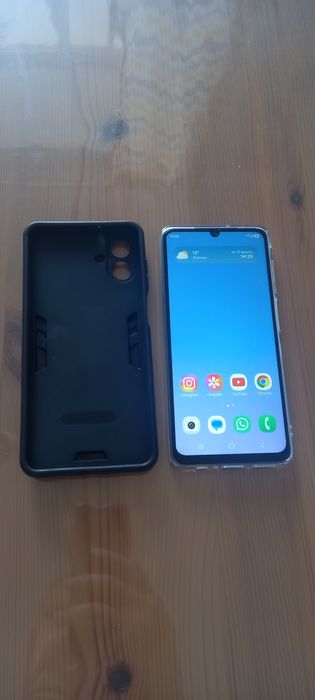Продам телефон новый самсунг а 07