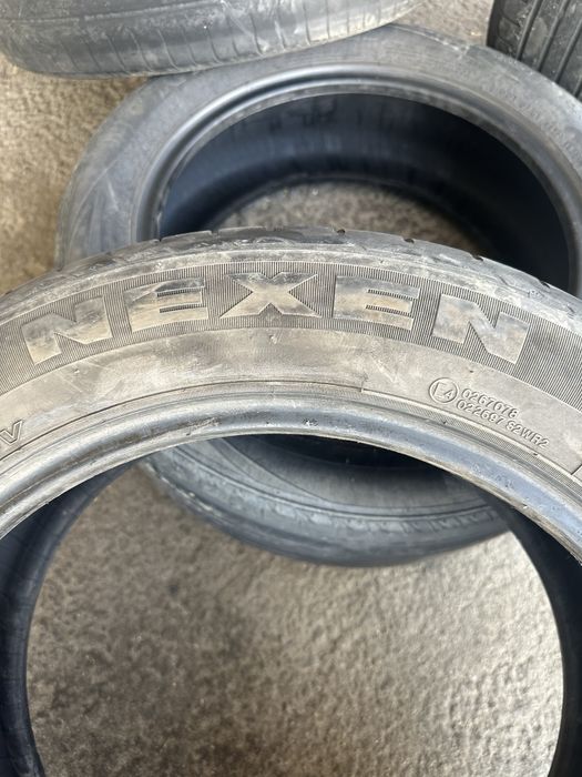 Шины 215/55 R17 94V 2шт