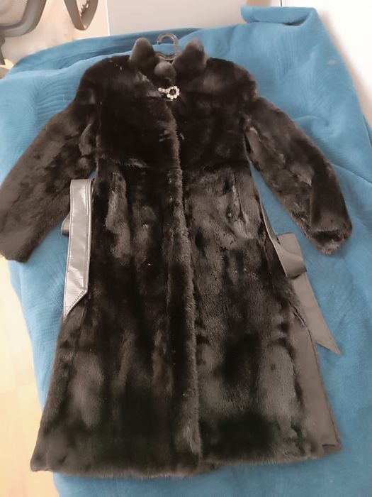 Продам норковую шубу