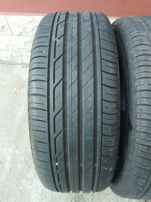215 60 16 Bridgestone DOT 2017 vara